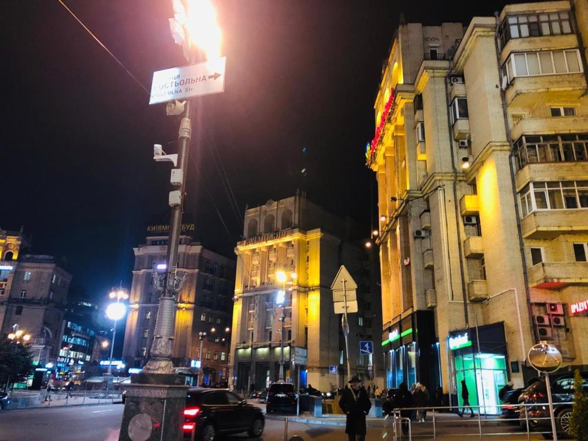 キエフAmazing View Of Maydan!アパートメント エクステリア 写真